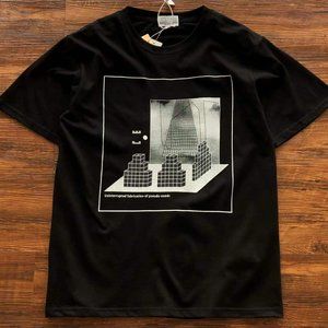 Cavermpt Black Short Sleeve Block Pyramid Line Graphic T-Shirt